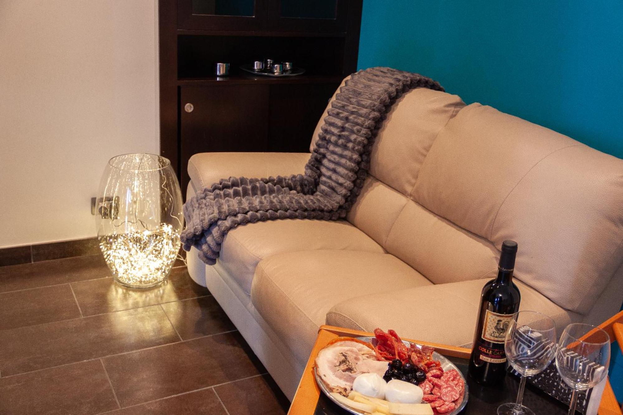 A Casa Di Marco Guesthouse - Apt Di Ciampino E Stazione Per Roma マリノ エクステリア 写真