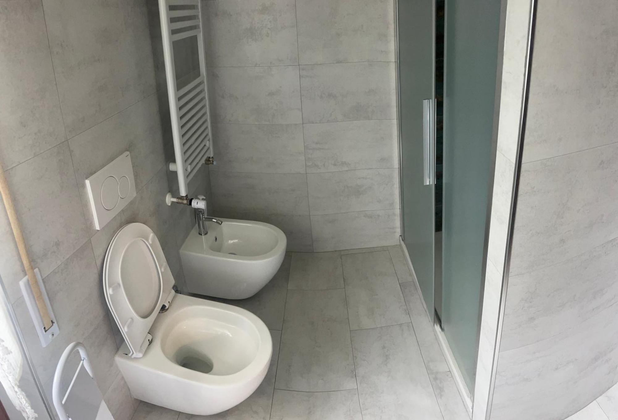 A Casa Di Marco Guesthouse - Apt Di Ciampino E Stazione Per Roma マリノ エクステリア 写真